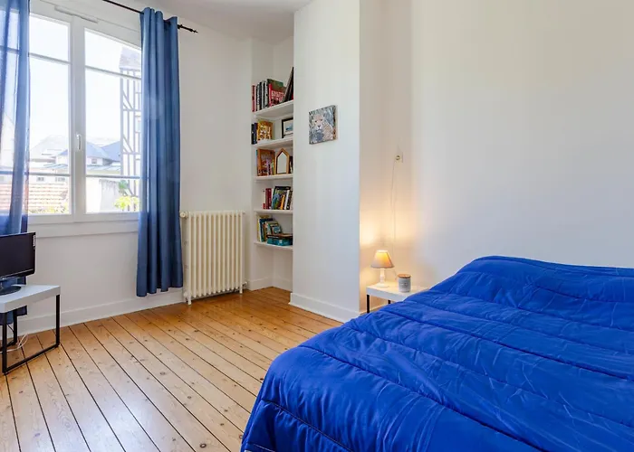 Victor Hugo By Interhome