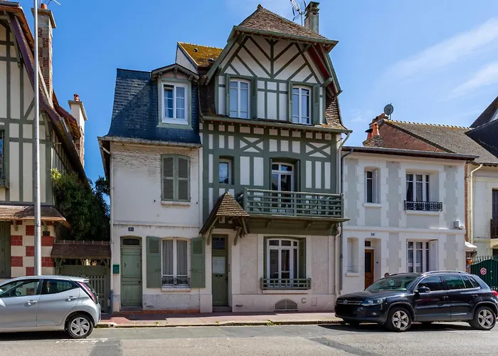 Victor Hugo By Interhome